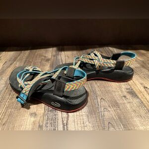 Chaco Women's Rainbow ZX/2 Classic Sandals/ Hiking Shoes- Size 9